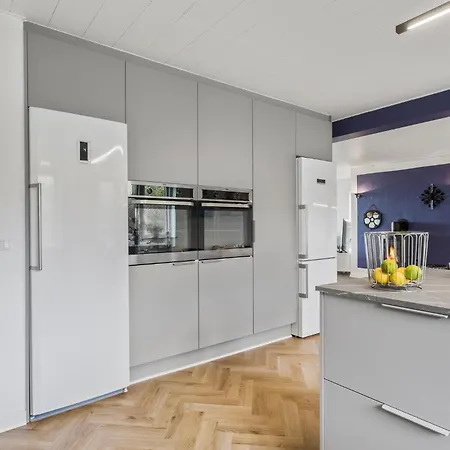 Beautiful In Ringkbing With 7 Bedrooms, Wifi And Private Swimming Pool *