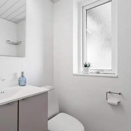 別荘 Beautiful In Ringkbing With 7 Bedrooms, Wifi And Private Swimming Pool *