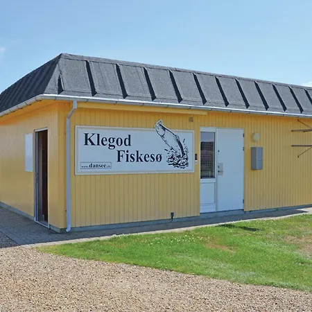 Holiday home Beautiful In Ringkbing With 7 Bedrooms, Wifi And Private Swimming Pool *